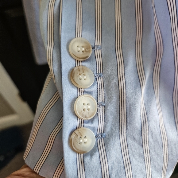 L'Agence Taryn Double Breasted Pinstripe Silk Blazer Sz 6 - Picture 8 of 15